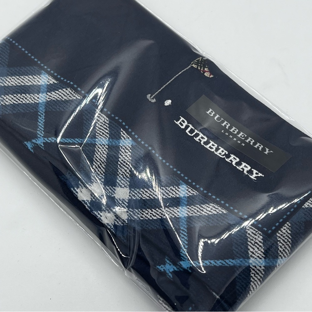 Burberry Blue Checkered Handkerchief Scarf with Golf Motif | New - Picture 7 of 7